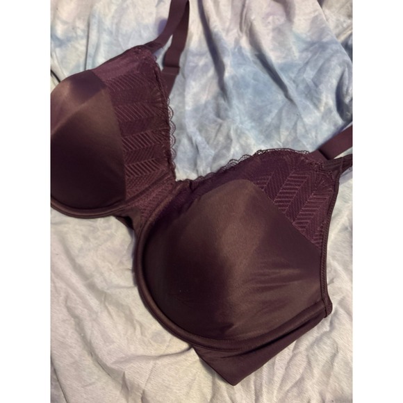 Bali Burgundy Passion For Comfort Smoothing &‎ Light Lift Underwire Bra, 38DD - Picture 2 of 5